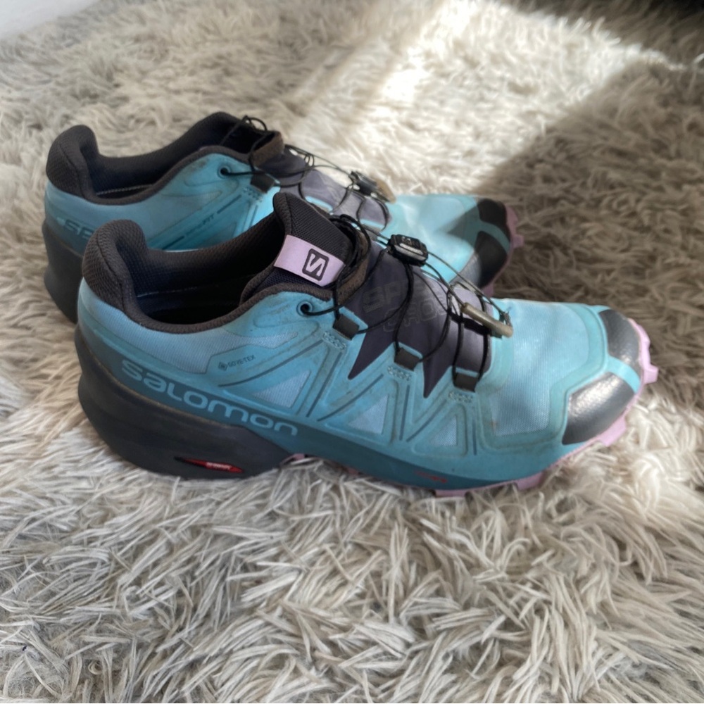 Size 8 - Salomon Speedcross 5 GTX Blue